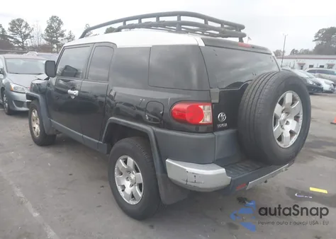 2007 Toyota Fj Cruiser z USA, uszkodzony, nr VIN JTEZU11F770016755